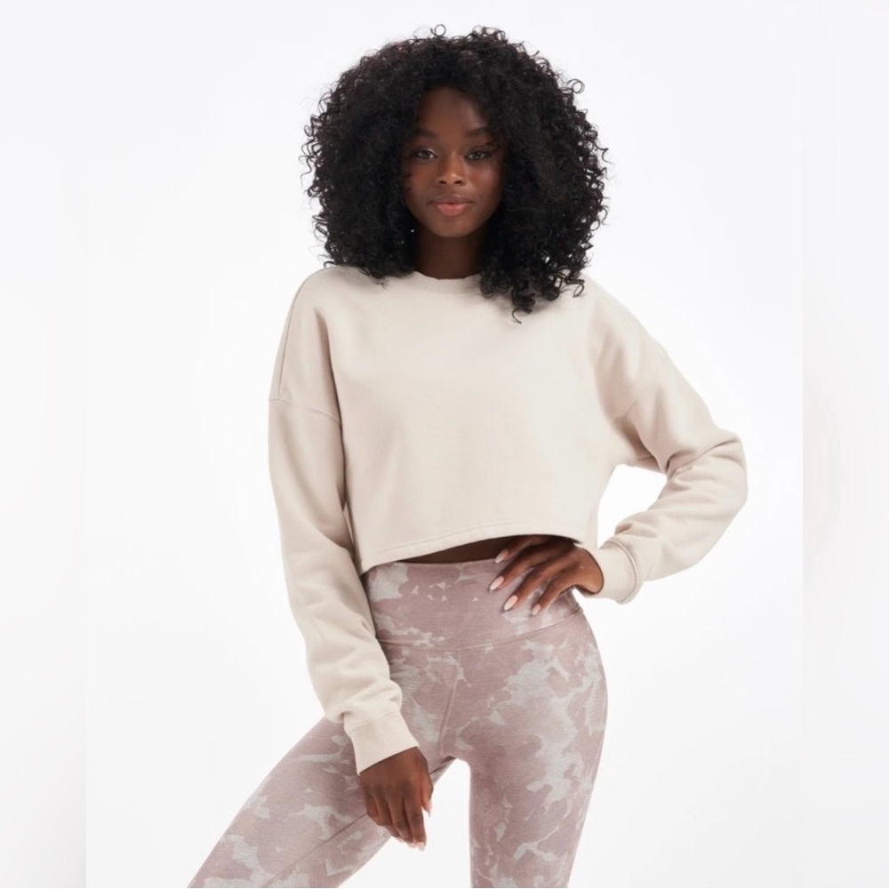 Vuori Restore Cropped Crew